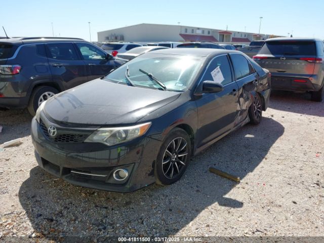 4T1BF1FK2EU833591 Toyota CAMRY SE