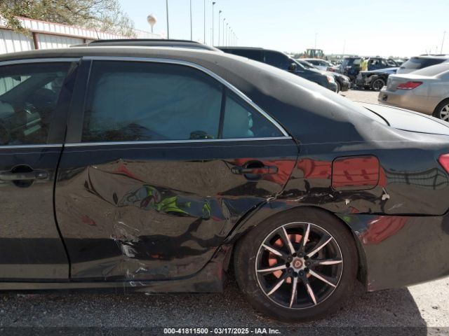 4T1BF1FK2EU833591 Toyota CAMRY SE