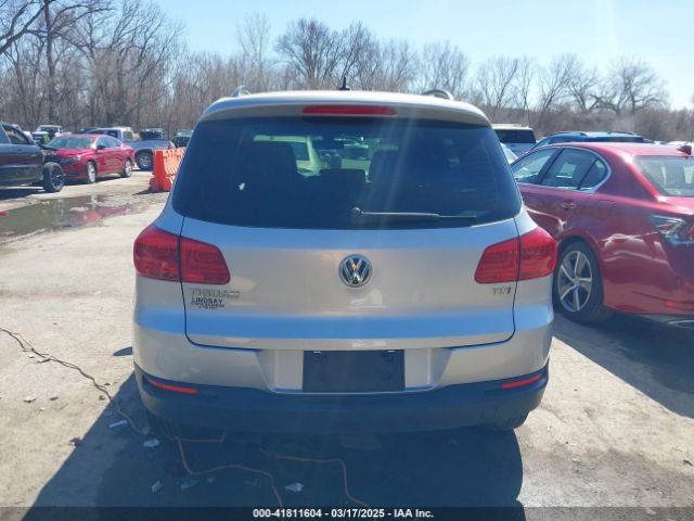 WVGAV7AX5GW538027 Volkswagen TIGUAN S