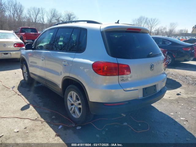 WVGAV7AX5GW538027 Volkswagen TIGUAN S