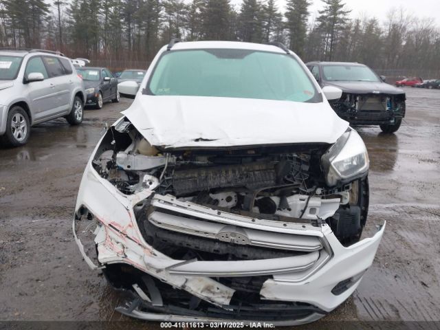 1FMCU0GD3JUB32184 Ford ESCAPE SE