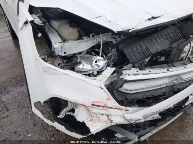 1FMCU0GD3JUB32184 Ford ESCAPE SE