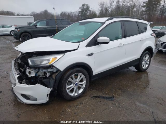 1FMCU0GD3JUB32184 Ford ESCAPE SE