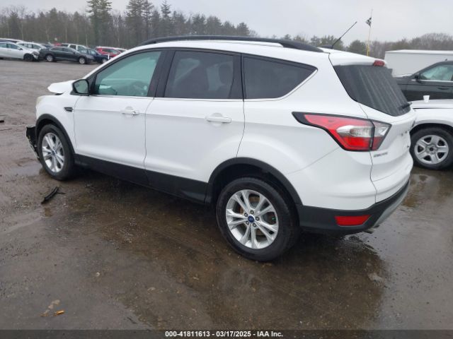 1FMCU0GD3JUB32184 Ford ESCAPE SE