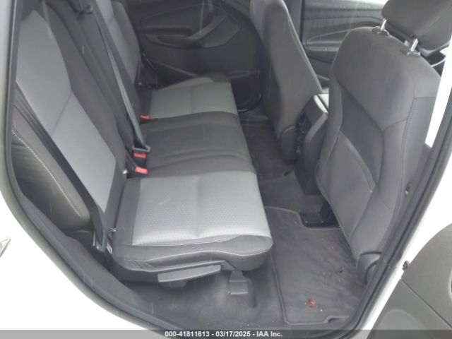 1FMCU0GD3JUB32184 Ford ESCAPE SE