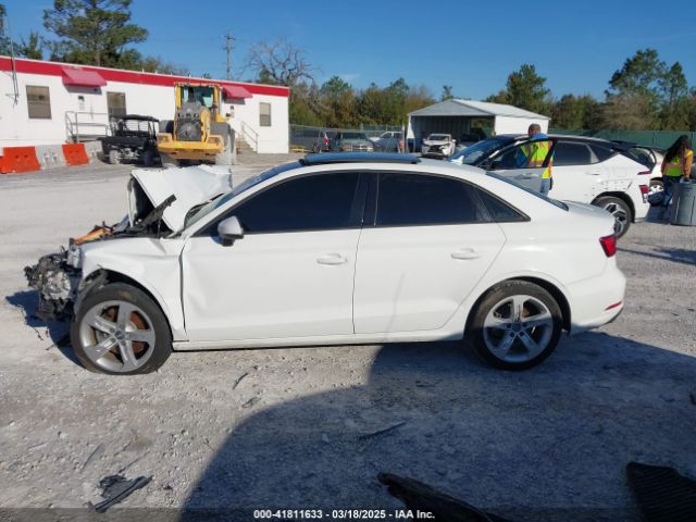 WAUAUGFF3J1061249 Audi A3 2.0t Premium/2.0t Tech Premium