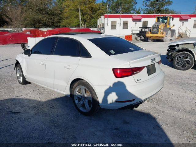 WAUAUGFF3J1061249 Audi A3 2.0t Premium/2.0t Tech Premium
