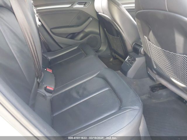 WAUAUGFF3J1061249 Audi A3 2.0t Premium/2.0t Tech Premium