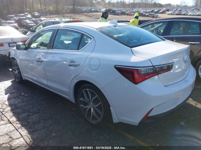 19UDE2F77LA012987 Acura Ilx Premium Package/technology Package