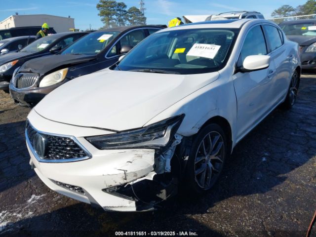 19UDE2F77LA012987 Acura Ilx Premium Package/technology Package
