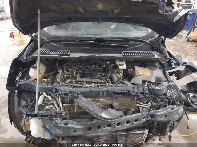 1FMCU0GD2KUC53502 Ford ESCAPE SE