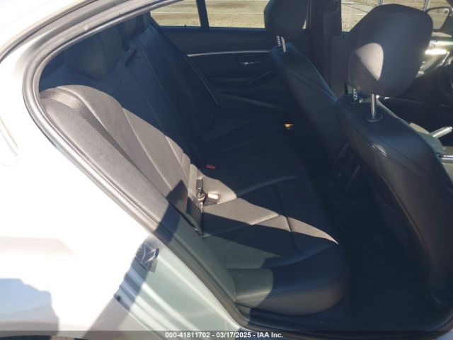 WBA8D9C58JEM33926 BMW 330I