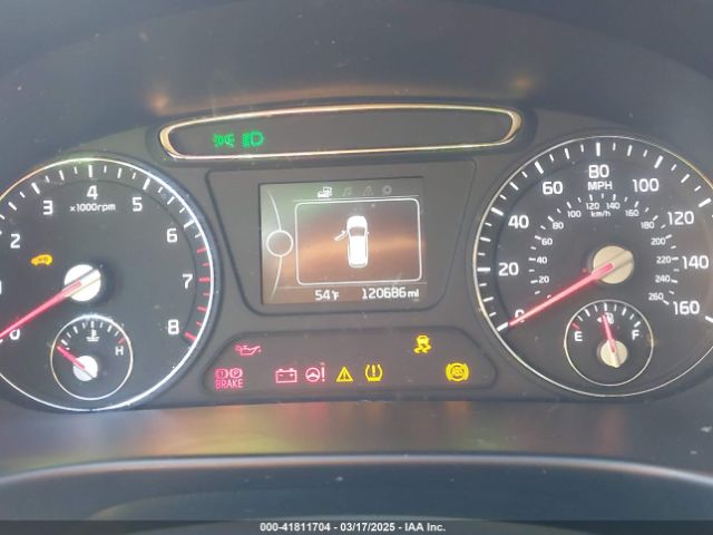 5XYPG4A31JG409131 KIA Sorento 2.4l Lx