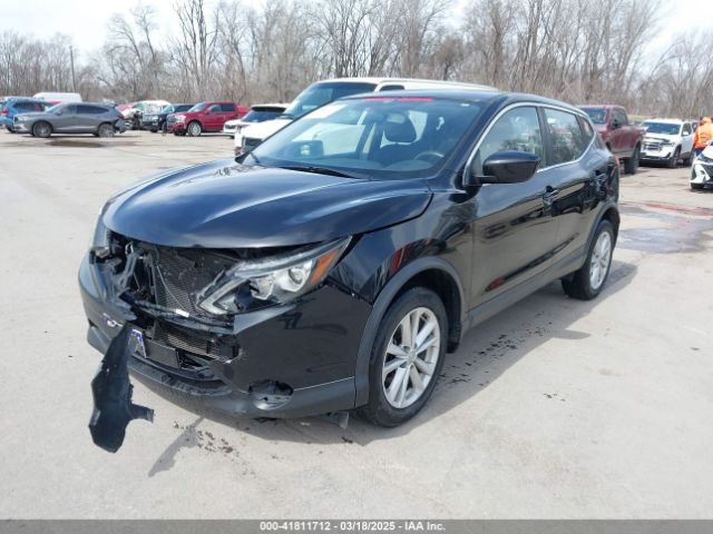 JN1BJ1CR5HW118448 Nissan Rogue Sport S