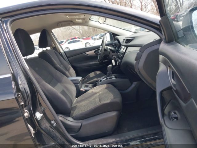 JN1BJ1CR5HW118448 Nissan Rogue Sport S