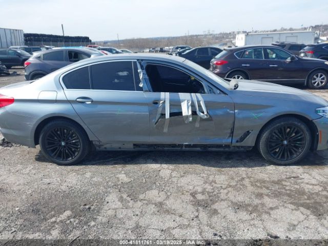 WBAJA7C59JWC74703 BMW 530i Xdrive