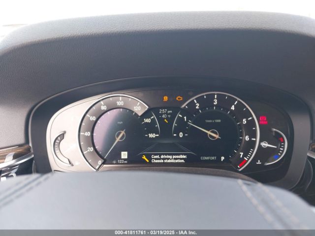 WBAJA7C59JWC74703 BMW 530i Xdrive