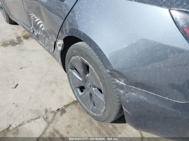 5YJ3E1EA0PF693637 Tesla Model 3 Rear-wheel Drive