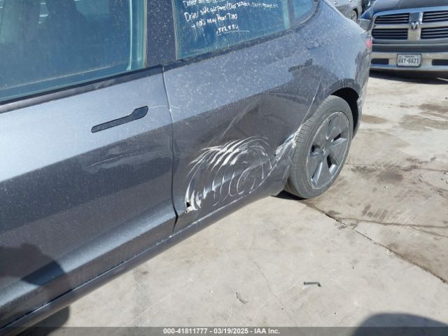 5YJ3E1EA0PF693637 Tesla Model 3 Rear-wheel Drive