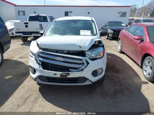 1FMCU0F78HUD58825 Ford ESCAPE S