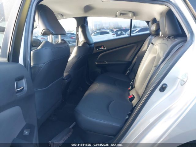 JTDKARFU3H3049806 Toyota Prius Three Touring