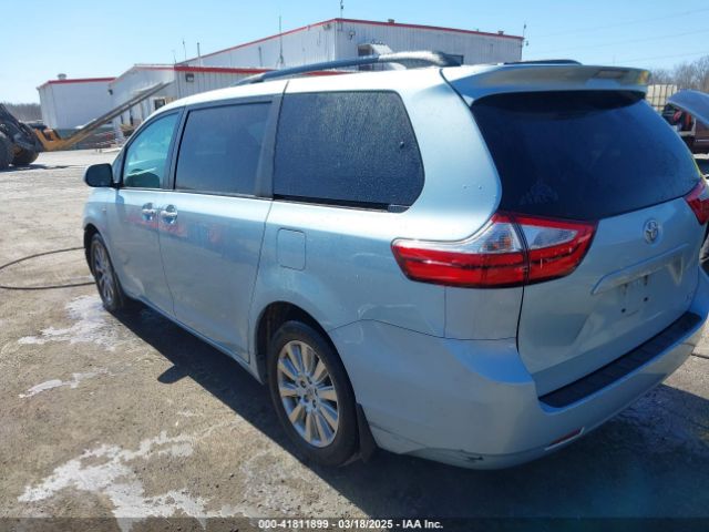 5TDDZ3DC9HS164773 Toyota Sienna Xle 7 Passenger