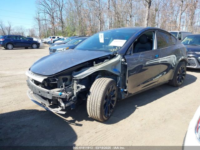 2021 TESLA MODEL Y 5YJYGDEE9MF062580 Photo 1