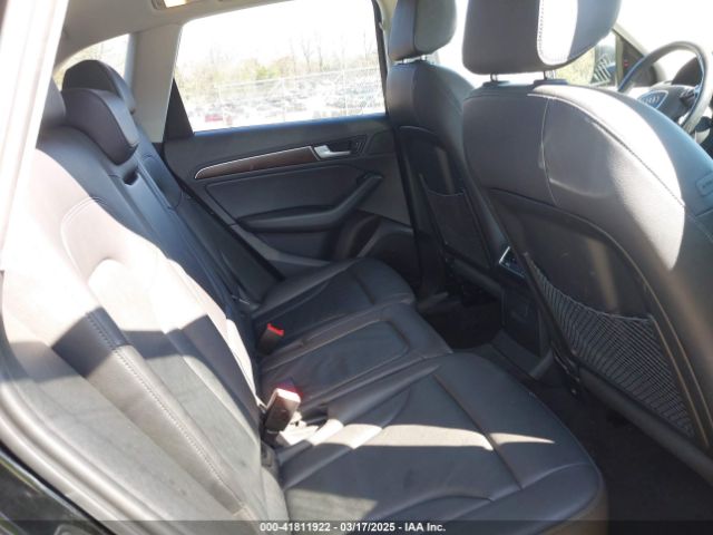 WA1LFAFP9FA057591 Audi Q5 2.0t Premium