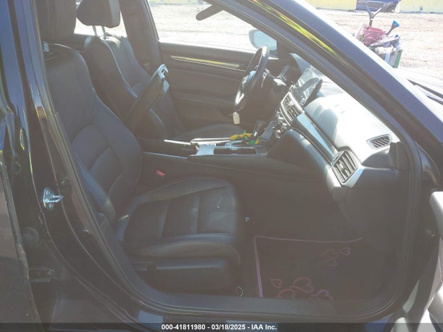 1HGCV1F36KA142258 Honda Accord Sport