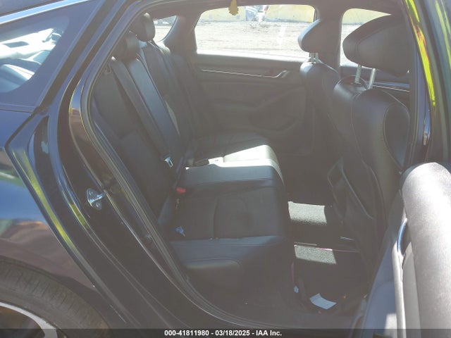 1HGCV1F36KA142258 Honda Accord Sport