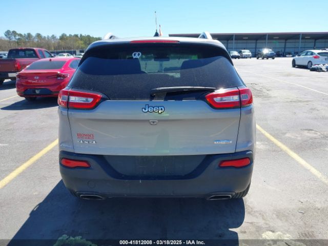 1C4PJMCS3FW626681 Jeep Cherokee Latitude