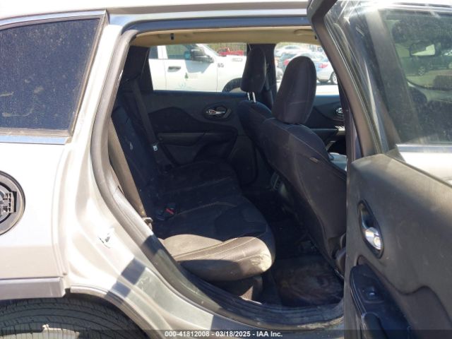 1C4PJMCS3FW626681 Jeep Cherokee Latitude