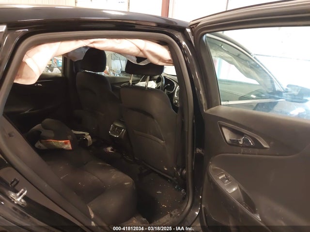 1G1ZD5ST4JF242300 Chevrolet MALIBU LT