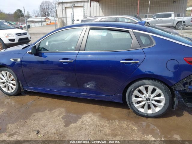5XXGT4L38JG217136 KIA Optima S