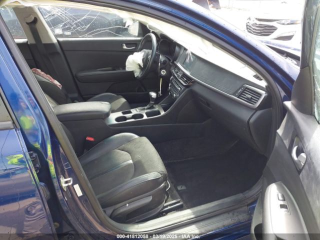 5XXGT4L38JG217136 KIA Optima S