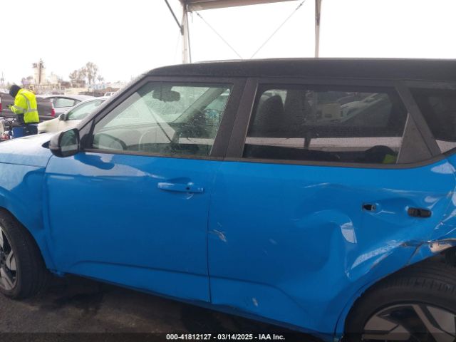 KNDJ53AU8P7205852 KIA Soul Gt-line