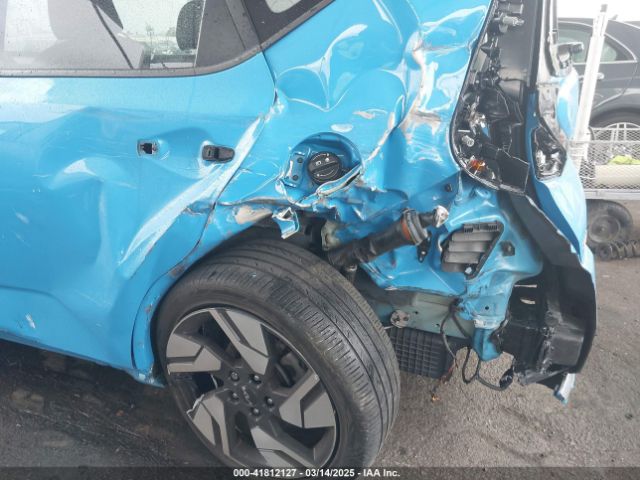 KNDJ53AU8P7205852 KIA Soul Gt-line