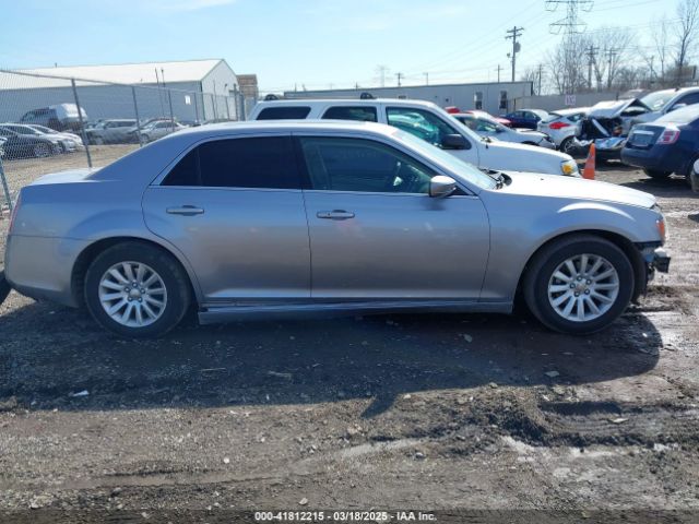 2C3CCAAG8EH239857 Chrysler 300