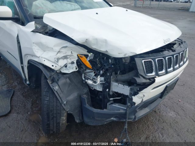 3C4NJDBB1KT761196 Jeep Compass Latitude 4x4