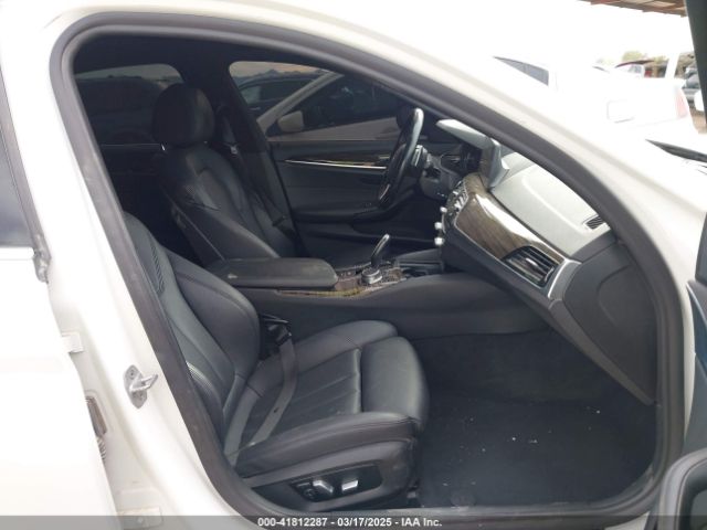 WBAJB1C55JB374652 BMW 530e Xdrive Iperformance