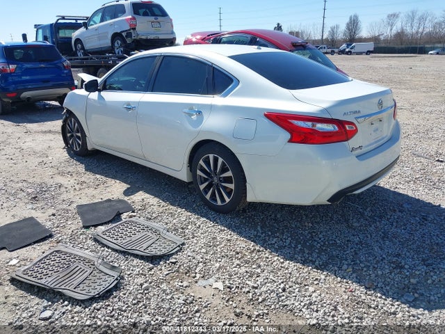 1N4AL3AP7HC480028 Nissan Altima 2.5 Sl