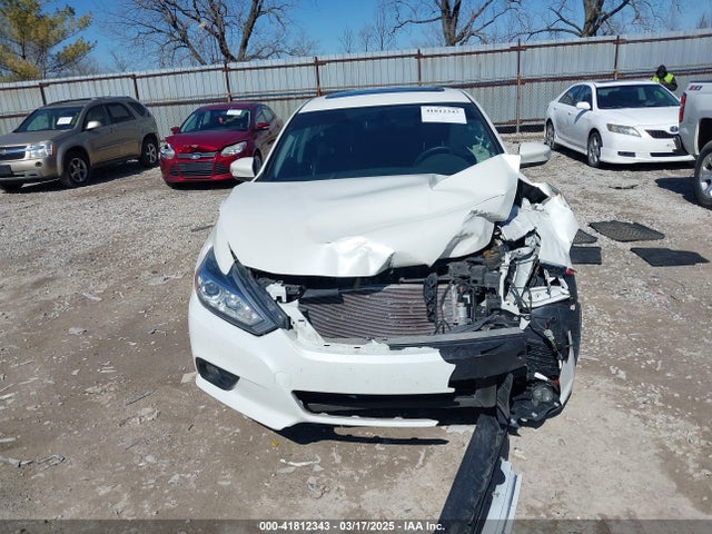 1N4AL3AP7HC480028 Nissan Altima 2.5 Sl