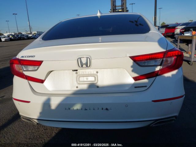 1HGCV1F90JA006310 Honda Accord Touring