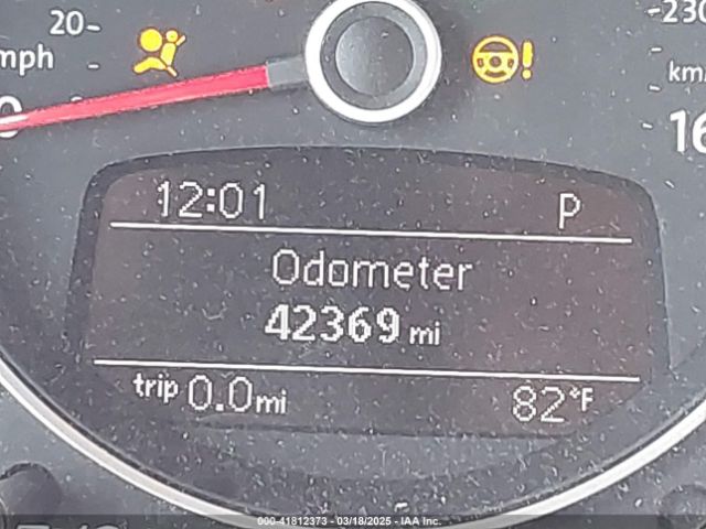 3VW517AT4FM803238 Volkswagen Beetle 1.8t