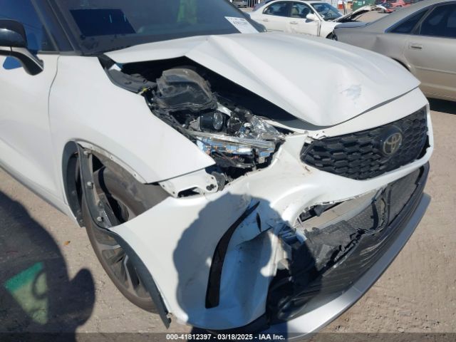 5TDLZRAHXMS048670 Toyota Highlander Xse