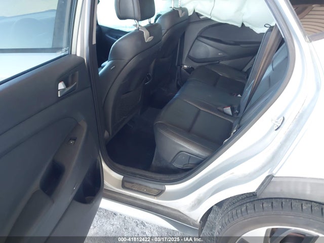 KM8J33A27HU418441 Hyundai Tucson Limited