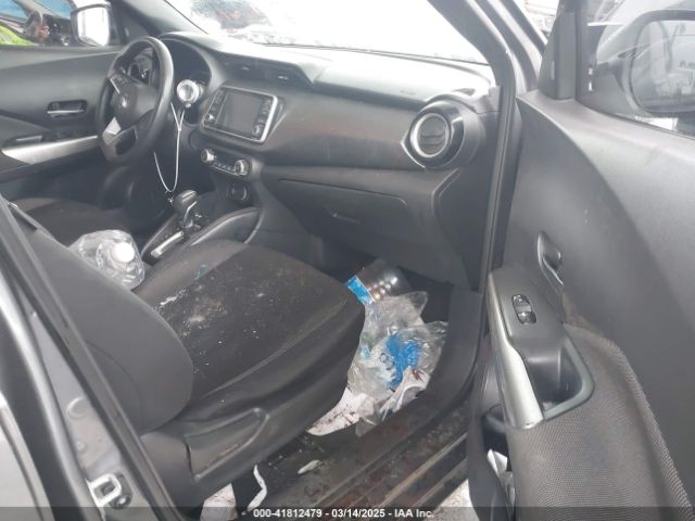3N1CP5CU3JL545539 Nissan KICKS SV