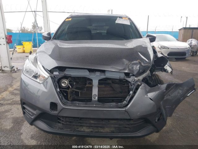 3N1CP5CU3JL545539 Nissan KICKS SV