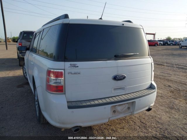 2FMGK5B80FBA13844 Ford FLEX SE