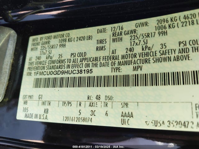 1FMCU0GD9HUC38195 Ford ESCAPE SE